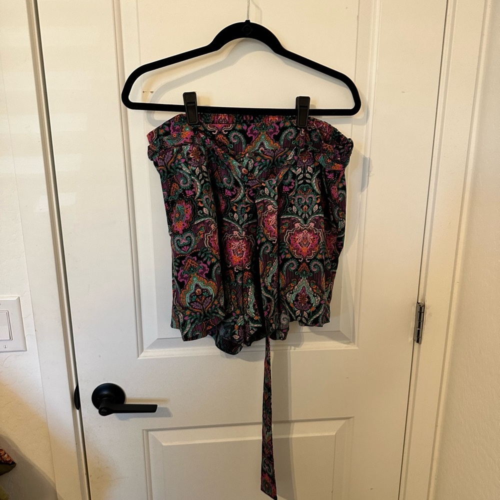 Torrid Multicolored Tie Front Shorts